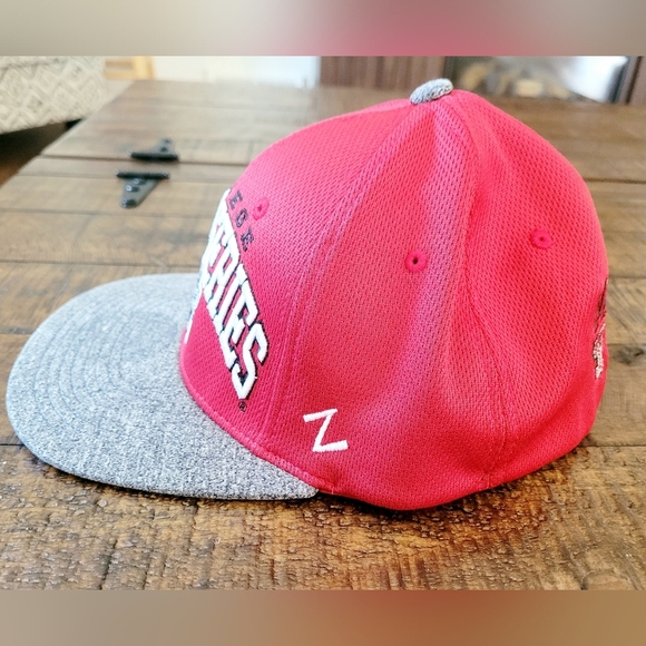 NEW COLLEGE WORLD SERIES Omaha Ball Cap Hat Embroidered With Teams Size M/L NCAA - Picture 4 of 13